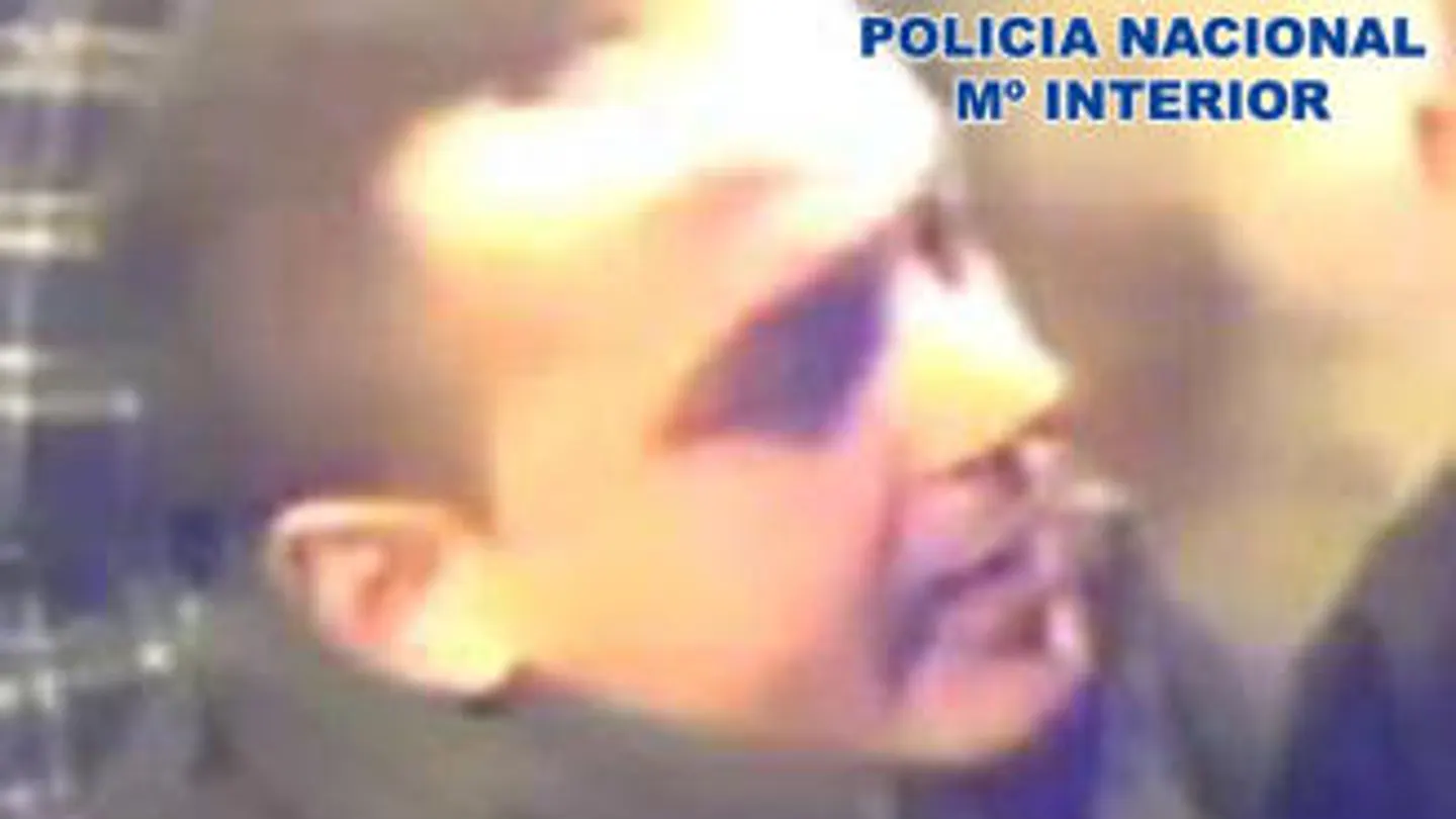 Hombre buscado por la Policía Nacional Hombre buscado por la Policía Nacional