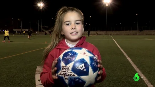 Mahia Macías, la niña de 7 años que capitanea un equipo de chicos: "¡Se puede!" Mahia Macías, la niña de 7 años que capitanea un equipo de chicos: "¡Se puede!"