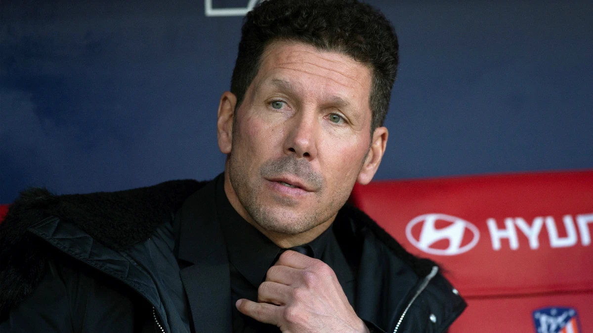 Simeone, en el banquillo del Atlético Simeone, en el banquillo del Atlético