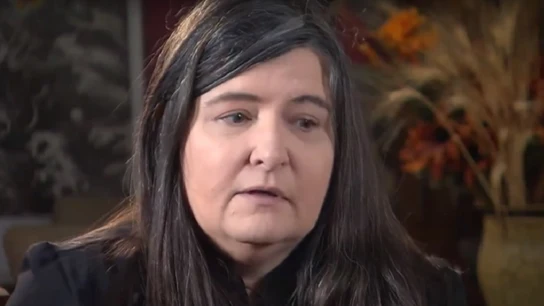 Imagen de la mujer que se despertó creyendo que estaba en 1980 Imagen de la mujer que se despertó creyendo que estaba en 1980