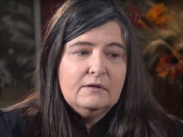 Imagen de la mujer que se despertó creyendo que estaba en 1980 Imagen de la mujer que se despertó creyendo que estaba en 1980