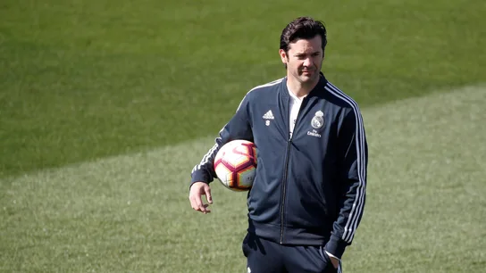 Solari, durante el último entrenamiento del Real Madrid Solari, durante el último entrenamiento del Real Madrid