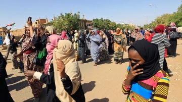  Mujeres sudanesas se manifiestan