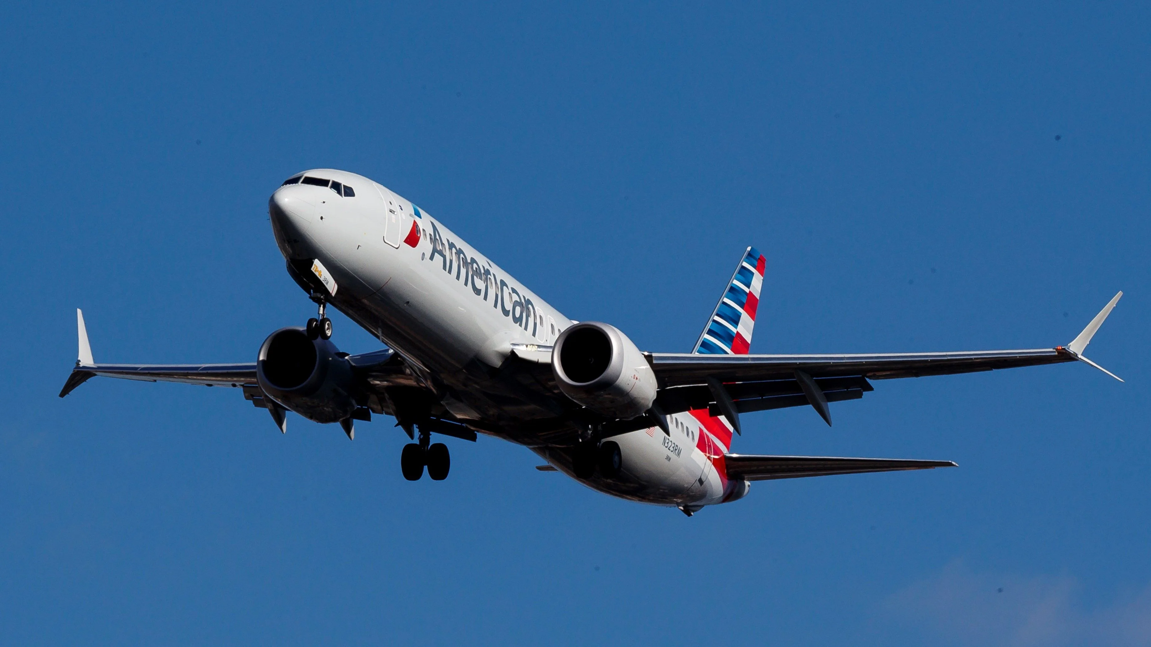 Un avión Boeing 737 Max 8 de American Airlines