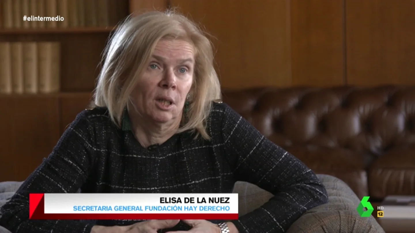 Elisa de la Nuez, sobre las puertas giratorias: "Cuando estas personas pasan a las empresas no es por su perfil profesional" Elisa de la Nuez, sobre las puertas giratorias: "Cuando estas personas pasan a las empresas no es por su perfil profesional"