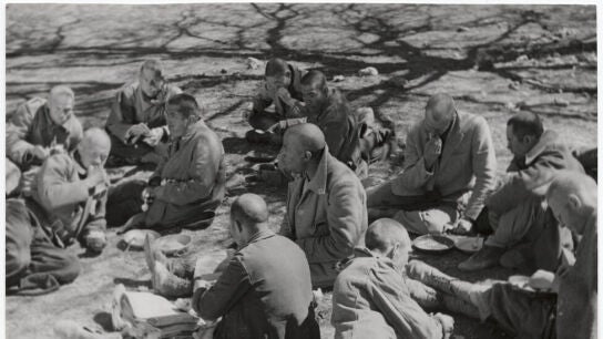 Prisioneros de las Brigadas Internacionales en el campo de concentración de San Pedro de Cardeña, Burgos