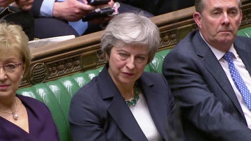 La primera ministra británica, Theresa May, en el Parlamento de Reino Unido