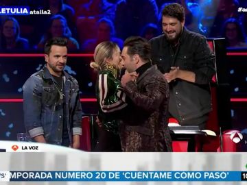 David Bustamante y Karol G muestran su complicidad bailando kizomba en 'La Voz' David Bustamante y Karol G muestran su complicidad bailando kizomba en 'La Voz'
