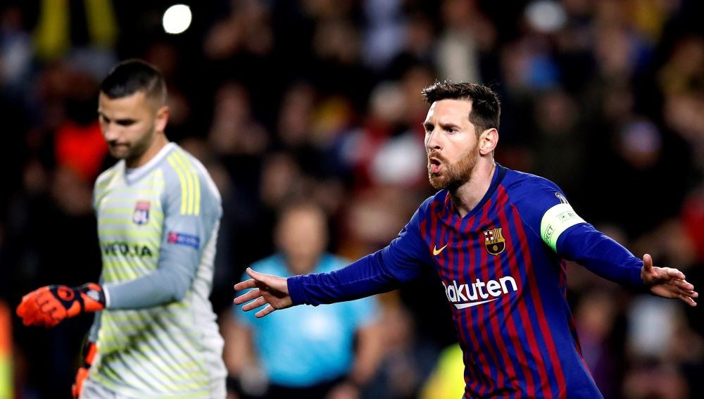 Messi celebra un gol ante el Olympique de Lyon