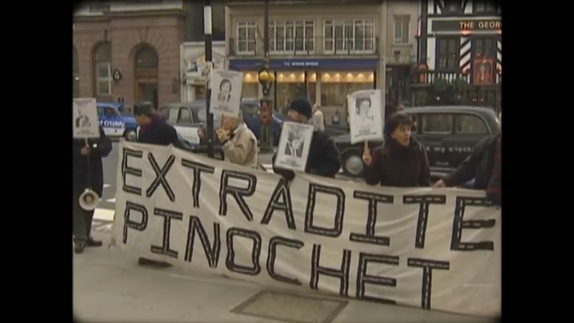 1998, el año en el que la Justicia española empezó a investigar las dictaduras de Argentina y Chile