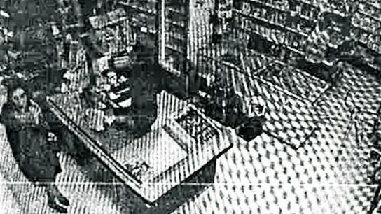 Laura Luelmo en la línea de caja del supermercado Laura Luelmo en la línea de caja del supermercado