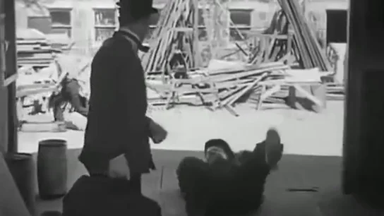 De 'El Gordo y el Flaco' a Madonna, ¿por qué nos hace gracia ver caerse a la gente? De 'El Gordo y el Flaco' a Madonna, ¿por qué nos hace gracia ver caerse a la gente?