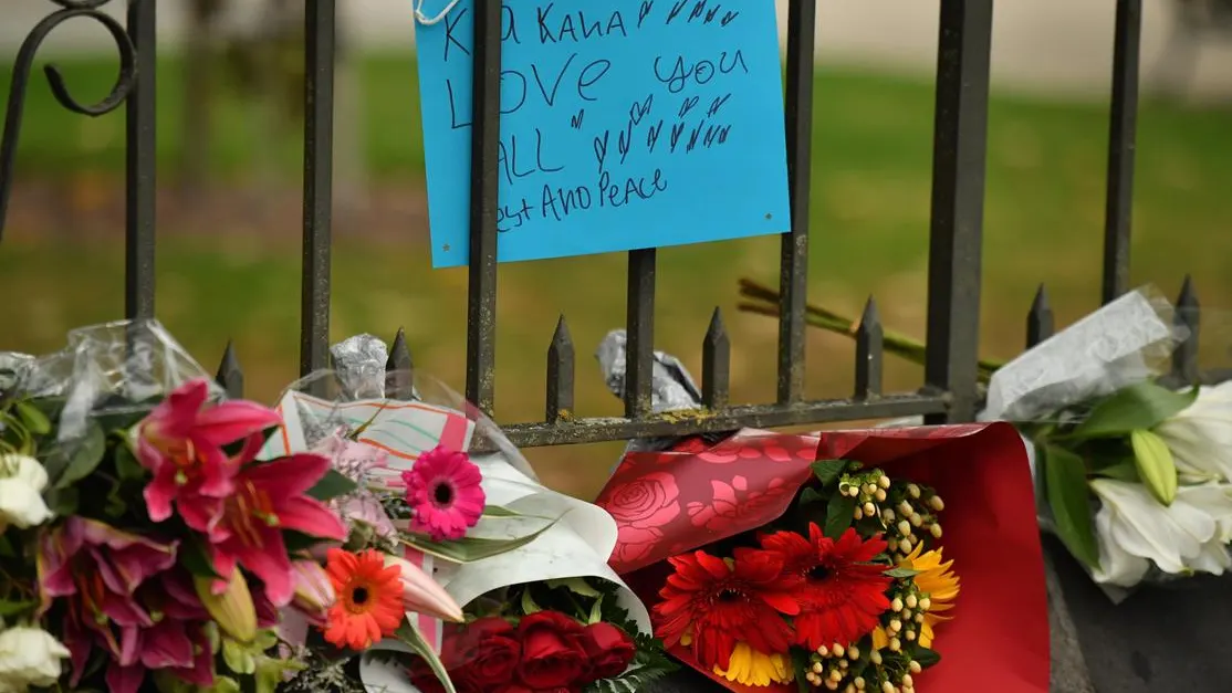 Flores en recuerdo a las víctimas de la matanza de Nueva Zelanda