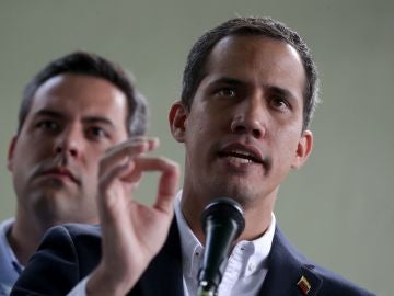 El líder opositor Juan Guaidó, durante una rueda de prensa. El líder opositor Juan Guaidó, durante una rueda de prensa.