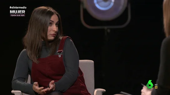 La crítica de María Sánchez: "Se vende a la gente del campo como paletos, pero en las ciudades son bastantes machistas, paternalistas y clasistas" La crítica de María Sánchez: "Se vende a la gente del campo como paletos, pero en las ciudades son bastantes machistas, paternalistas y clasistas"
