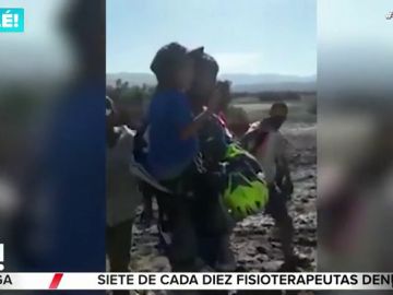 Rescatan a un niño de cinco años tras permanecer 24 horas desaparecido en el desierto Rescatan a un niño de cinco años tras permanecer 24 horas desaparecido en el desierto