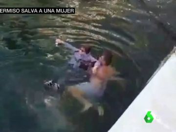 Un hombre en libertad bajo fianza por narcotráfico salva a una mujer de morir ahogada en Puerto Banús Un hombre en libertad bajo fianza por narcotráfico salva a una mujer de morir ahogada en Puerto Banús