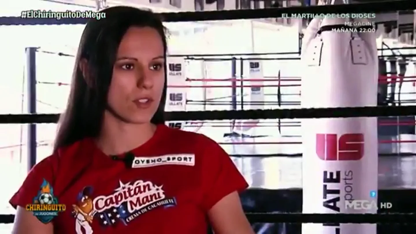 Joana Pastrana: "Mi familia pensaba que era un pasatiempo, pero cuando vieron que el boxeo era lo mío, no les quedó otra que apoyarme" Joana Pastrana: "Mi familia pensaba que era un pasatiempo, pero cuando vieron que el boxeo era lo mío, no les quedó otra que apoyarme"