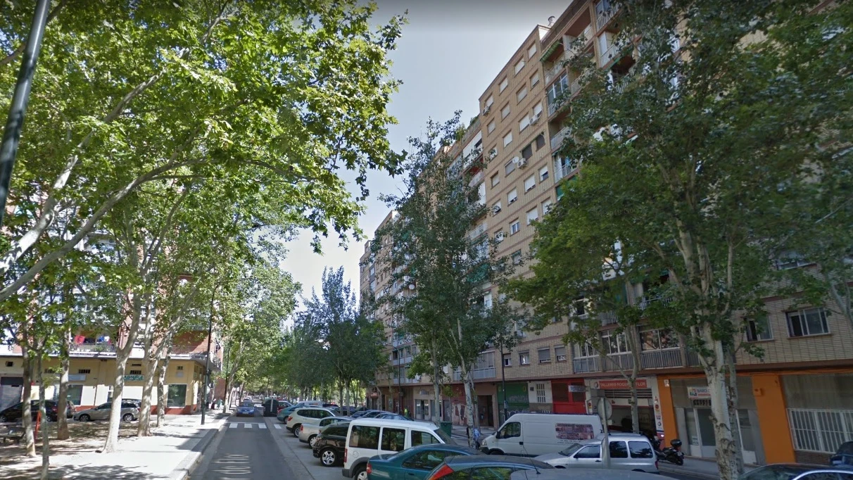 Imagen del edificio en el que una bebé cayó de un quinto piso Imagen del edificio en el que una bebé cayó de un quinto piso