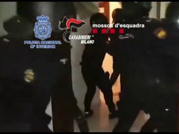 Envían a prisión a dos atracadores de 80 y 73 años por robar en bancos de Barcelona Envían a prisión a dos atracadores de 80 y 73 años por robar en bancos de Barcelona