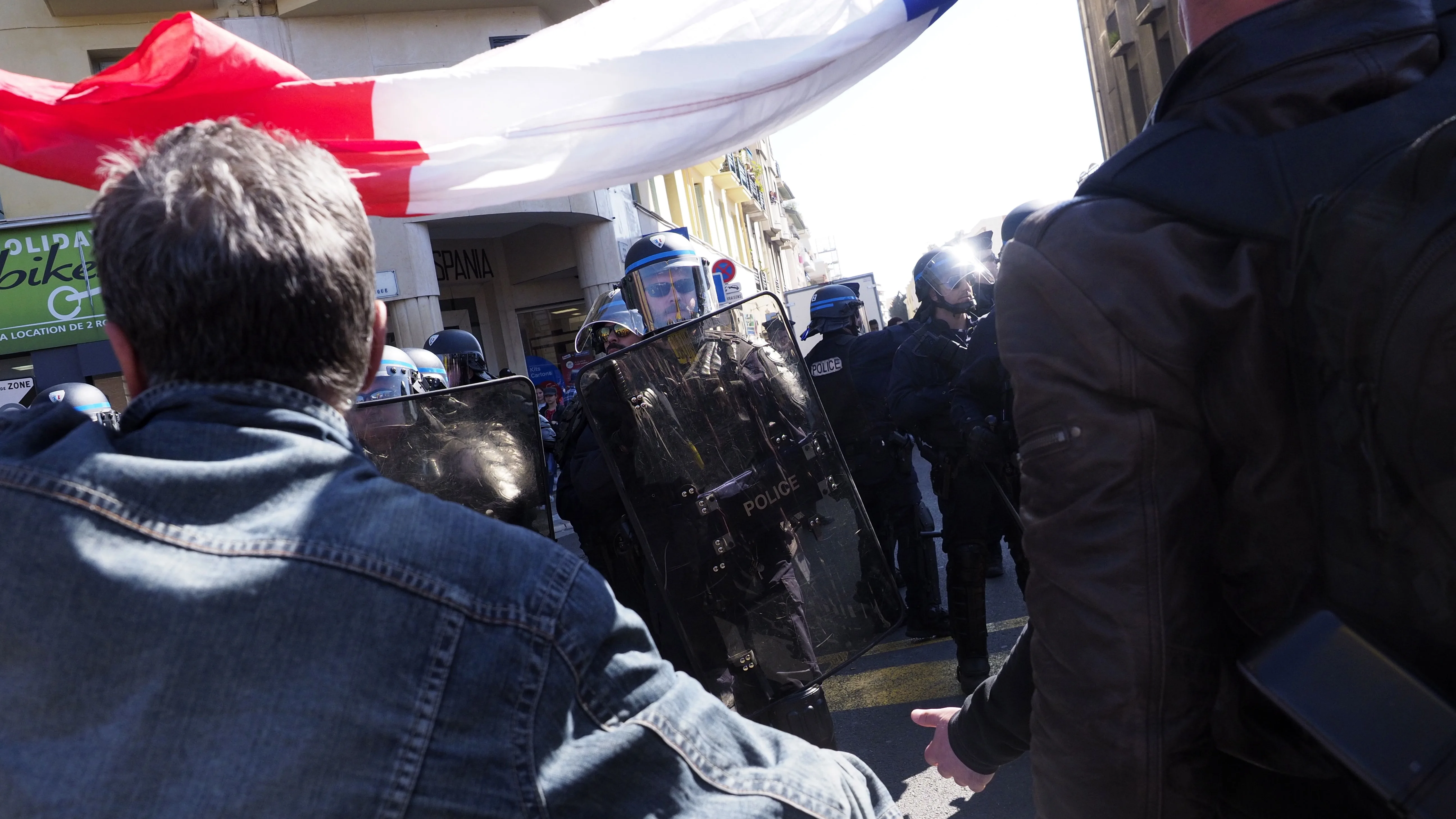 Disturbios entre la Policía y los 'chalecos amarillos' en Niza, Francia.