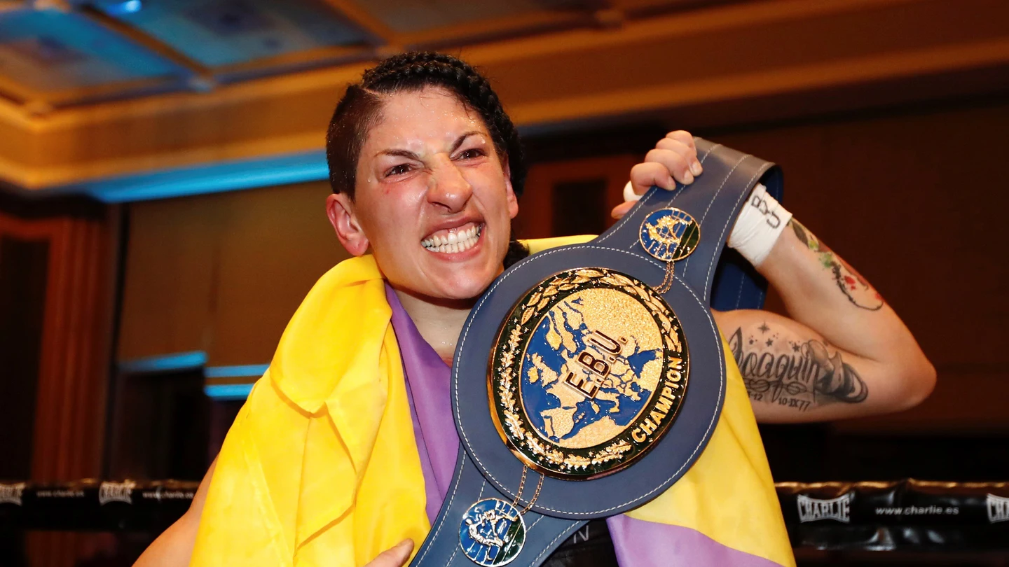 Miriam 'La Reina' Gutiérrez, con el cinturón de campeona de Europa del peso ligero Miriam 'La Reina' Gutiérrez, con el cinturón de campeona de Europa del peso ligero
