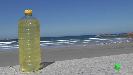 El aceite encontrado en la costa de Camariñas no será analizado por lo que se vuelve a insistir: no lo consuman El aceite encontrado en la costa de Camariñas no será analizado por lo que se vuelve a insistir: no lo consuman