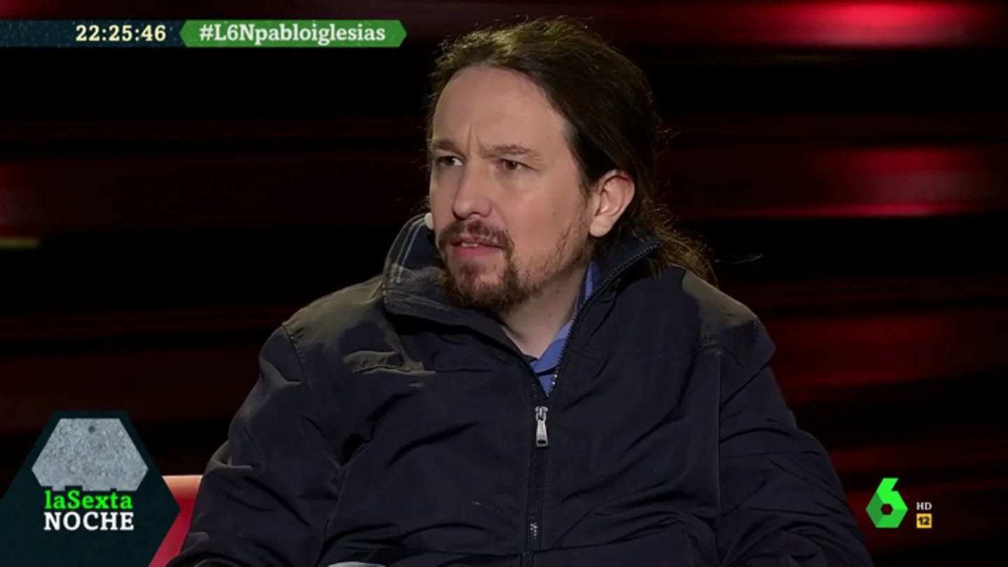Pablo Iglesias se reafirma en su crítica a los medios de comunicación: "Decir que tienen más poder que los diputados es la verdad" Pablo Iglesias se reafirma en su crítica a los medios de comunicación: "Decir que tienen más poder que los diputados es la verdad"