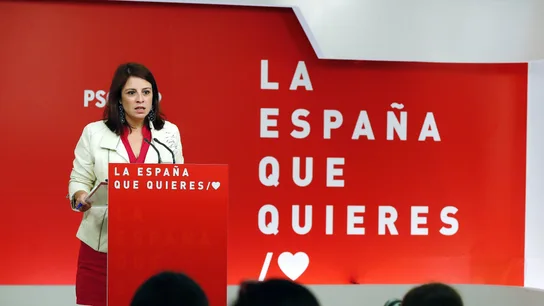 La vicesecretaria del PSOE, Adriana Lastra , durante la rueda de prensa esta mañana en la sede en Ferraz La vicesecretaria del PSOE, Adriana Lastra , durante la rueda de prensa esta mañana en la sede en Ferraz