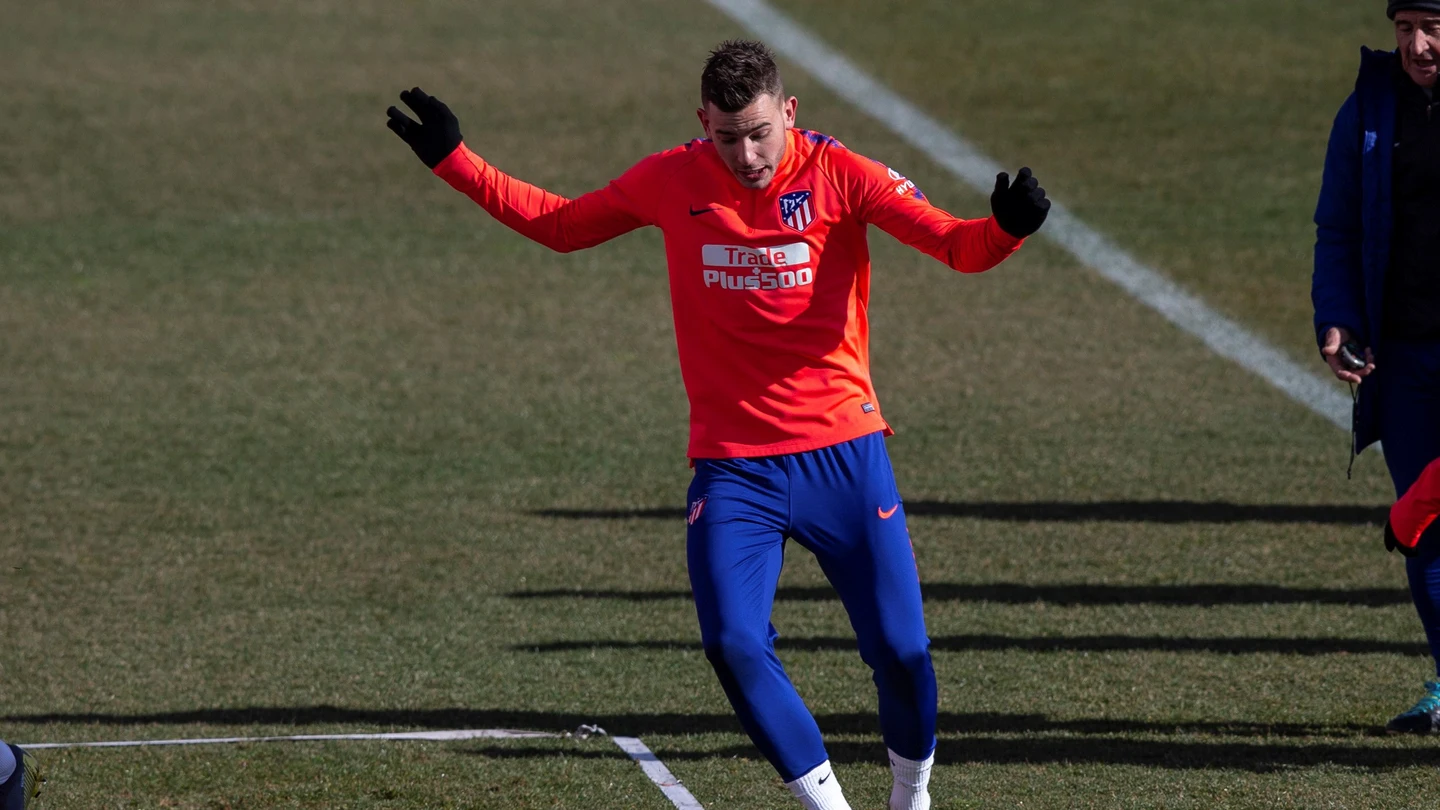 Lucas Hernández vuelve a los entrenamientos Lucas Hernández vuelve a los entrenamientos