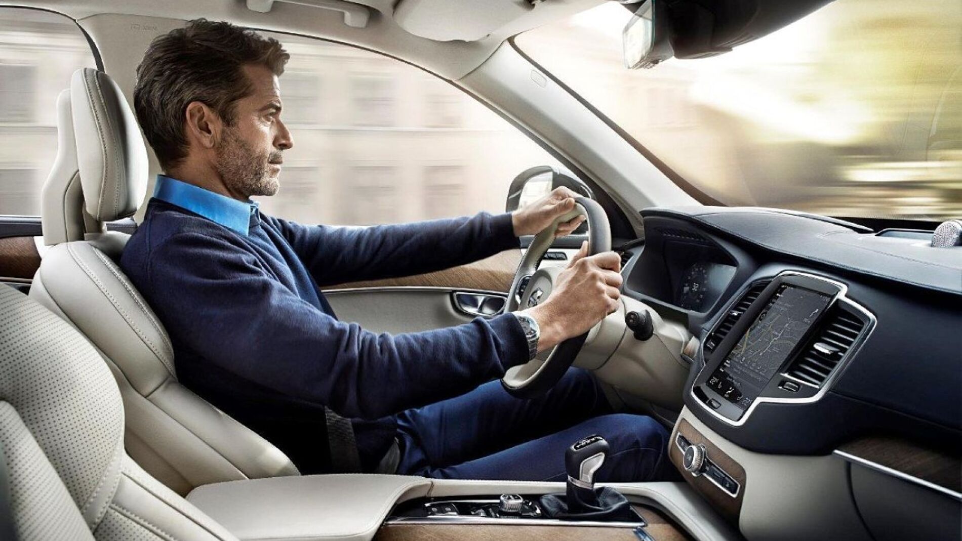 Postura correcta al conducir 