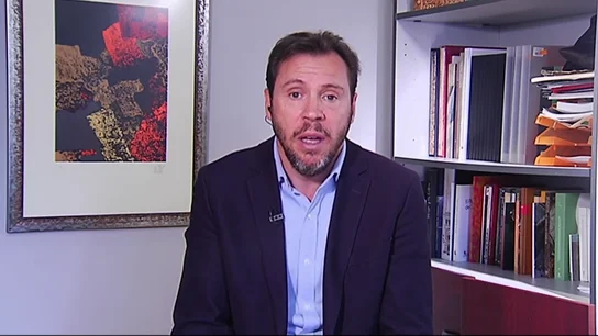 Óscar Puente responde a la polémica con Rosalía: "Saber con quién se acuesta un artista no escandaliza y saber lo que cobra sí" Óscar Puente responde a la polémica con Rosalía: "Saber con quién se acuesta un artista no escandaliza y saber lo que cobra sí"
