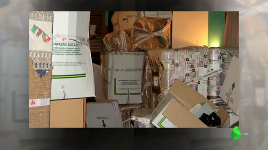 Parte del botín que el presunto estafador tenía en las naves Se enfrenta a una condena de ocho años