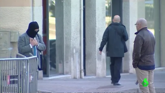El encontronazo entre Joaquín Benítez y el padre de una de las víctimas del caso Maristas antes de confesar los abusos El encontronazo entre Joaquín Benítez y el padre de una de las víctimas del caso Maristas antes de confesar los abusos