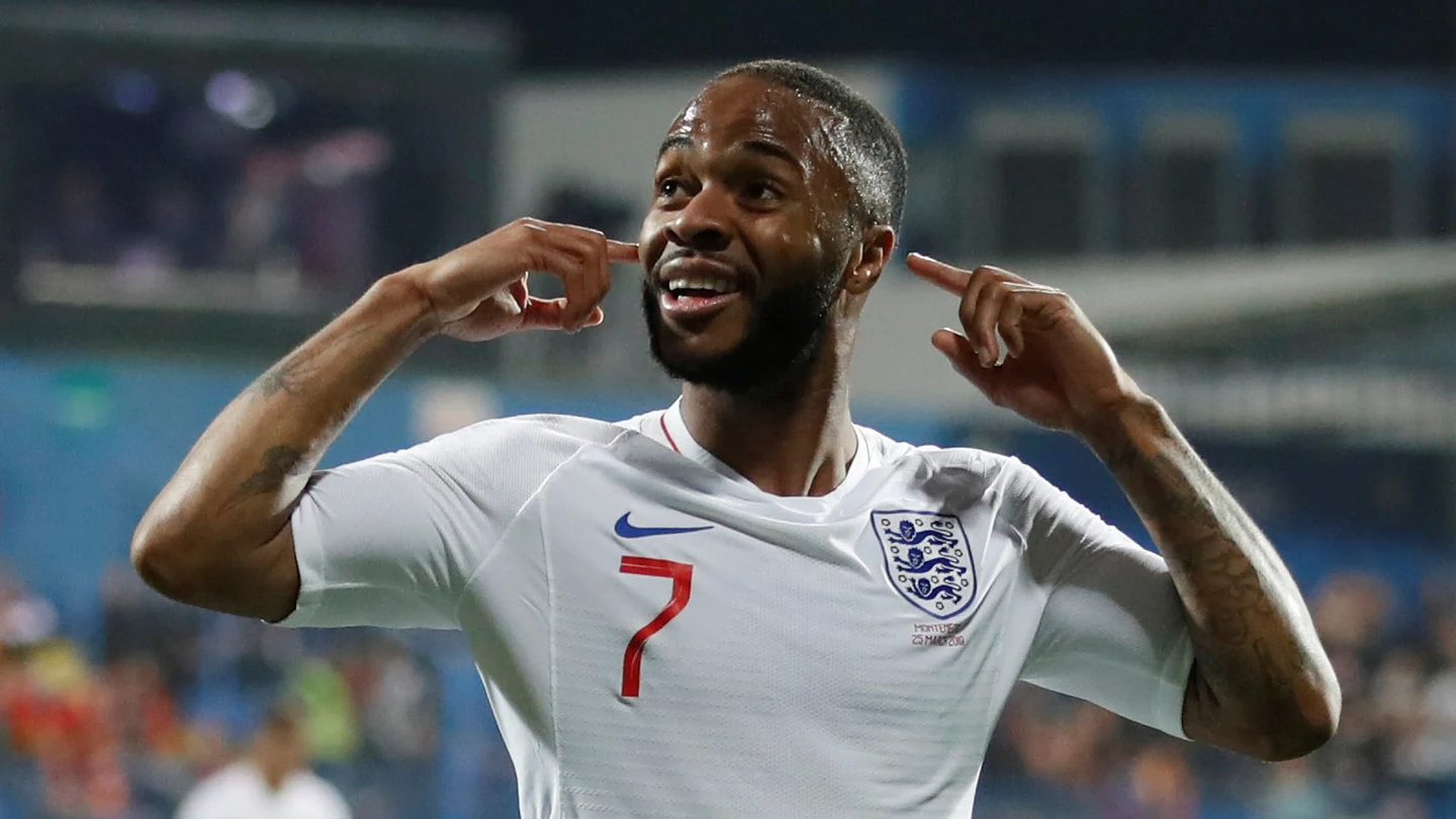 Sterling, durante el partido contra Montenegro Sterling, durante el partido contra Montenegro
