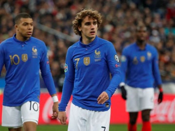 Antoine Griezmann jugando con Francia Antoine Griezmann jugando con Francia