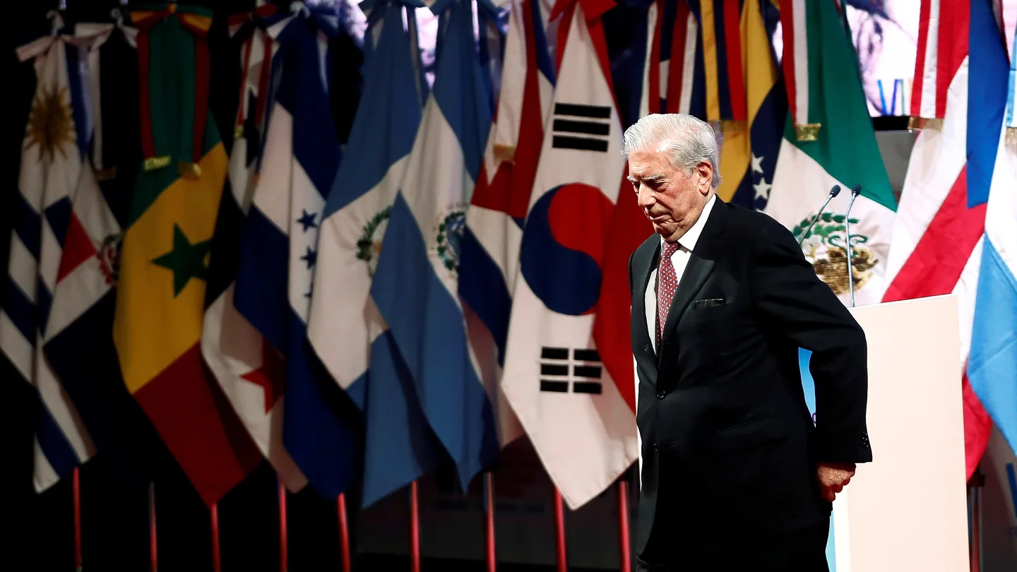 El escritor peruano Mario Vargas Llosa El escritor peruano Mario Vargas Llosa