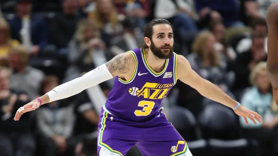 Ricky Rubio defiende una acción en un partido con los Jazz Ricky Rubio defiende una acción en un partido con los Jazz