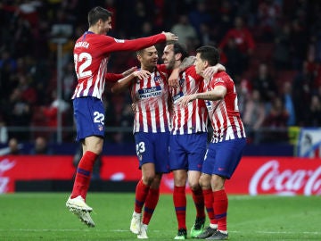 Godín celebra su gol al Villarreal Godín celebra su gol al Villarreal