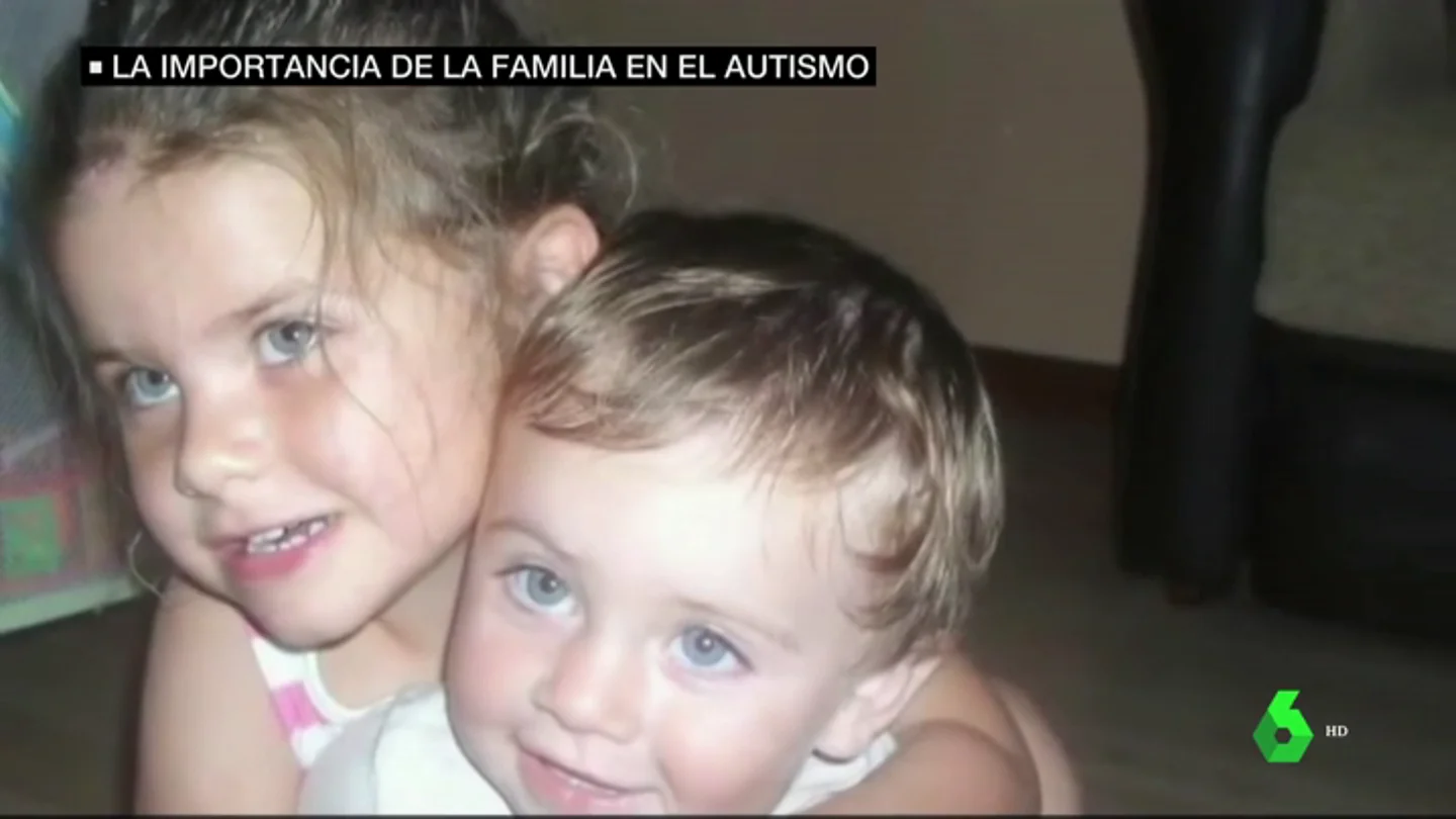 Laura y su hermano Laura y su hermano