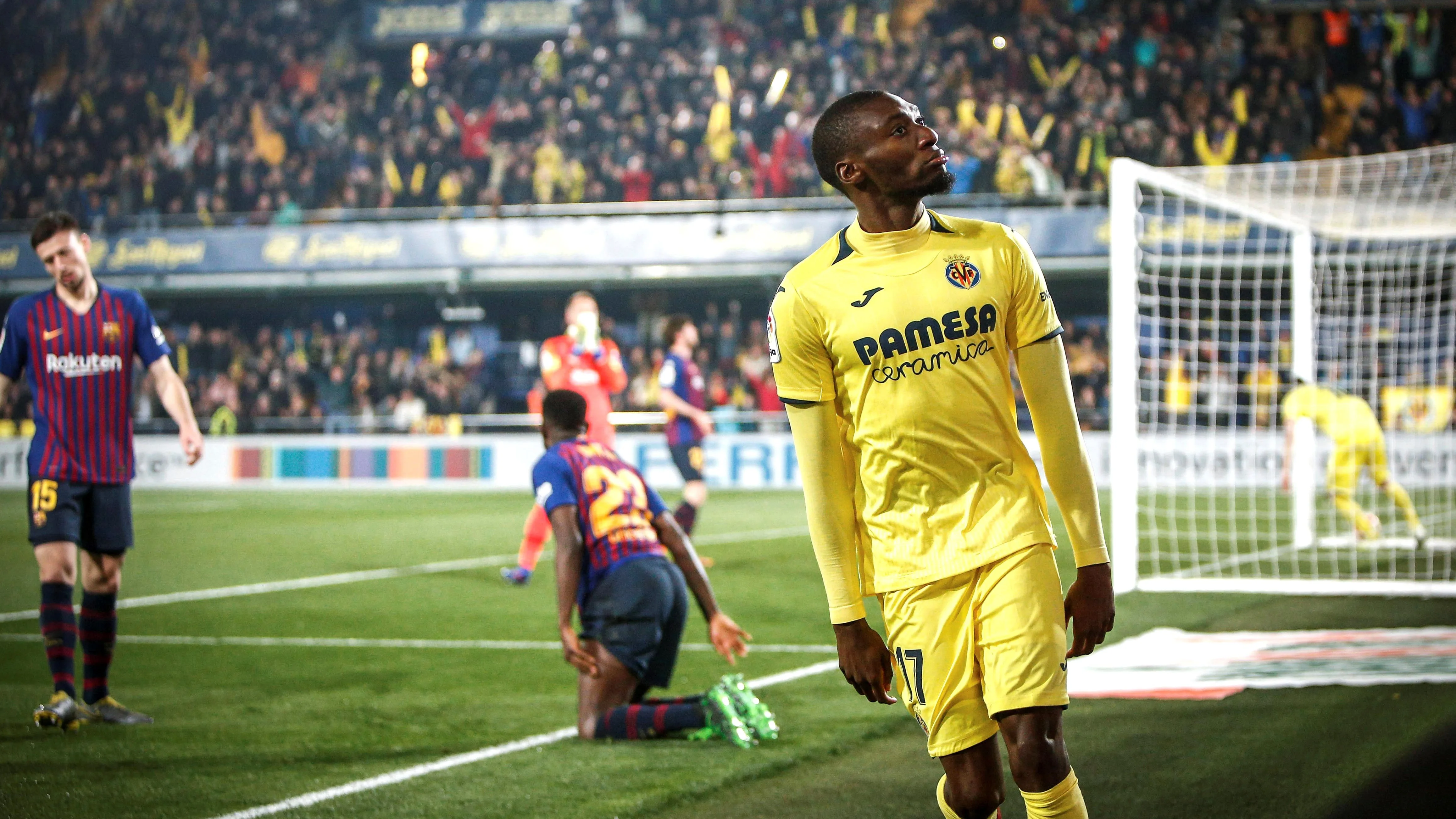 Ekambi celebra un gol ante el Barcelona