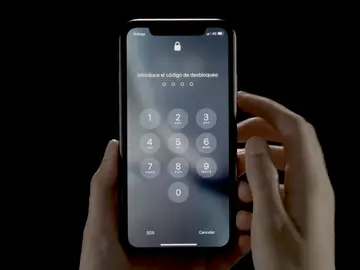 Cómo proteger tu smartphone cuando lo cargues en un lugar público Cómo proteger tu smartphone cuando lo cargues en un lugar público
