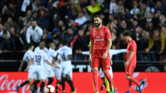 Los jugadores del Valencia celebran un gol ante el Real Madrid Los jugadores del Valencia celebran un gol ante el Real Madrid