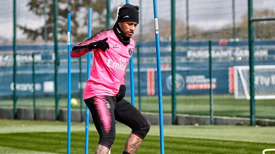 Neymar en su vuelta a los entrenamientos Neymar en su vuelta a los entrenamientos