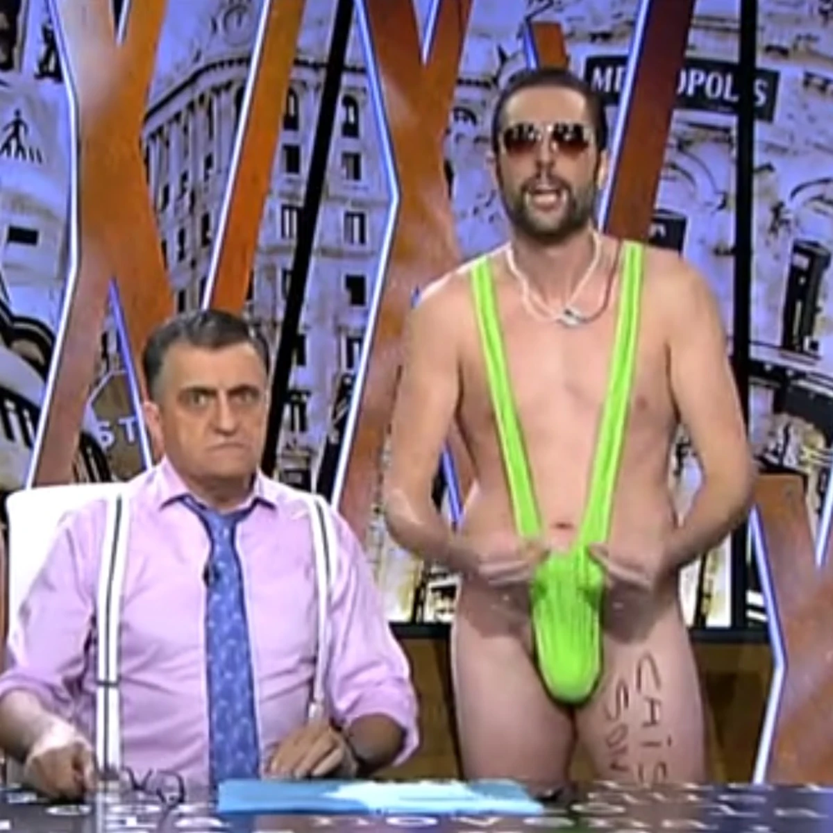 Del tanga de Borat a su 'rifirrafe' con Franco: los momentazos de Dani  Mateo durante los 2000 programas de El Intermedio