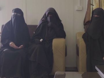 Tres mujeres españolas retenidas por el Estado Islámico Tres mujeres españolas retenidas por el Estado Islámico