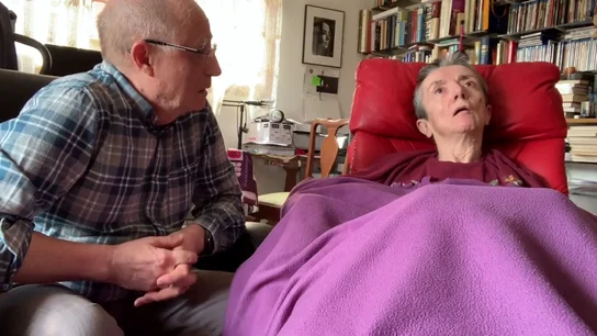 El vídeo en el que María José confirma su deseo de suicidarse: "Dame la mano, que quiero notar la ausencia definitiva de tu sufrimiento" El vídeo en el que María José confirma su deseo de suicidarse: "Dame la mano, que quiero notar la ausencia definitiva de tu sufrimiento"