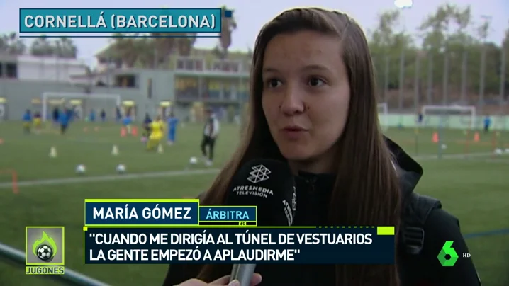 "Qué ovarios tienes": el acta viral de una árbitra de 15 años después de ser vitoreada por la grada