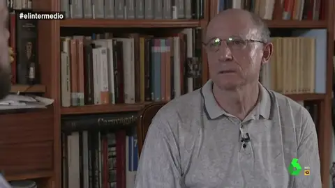 Así relataba su infierno Ángel, el hombre detenido por ayudar a morir a su mujer: "Yo le presto mis manos" Así relataba su infierno Ángel, el hombre detenido por ayudar a morir a su mujer: "Yo le presto mis manos"