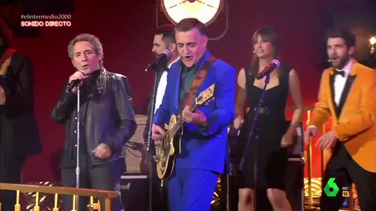 El Gran Wyoming y Miguel Ríos cantan 'Bienvenidos' para celebrar el programa 2000 de El Intermedio El Gran Wyoming y Miguel Ríos cantan 'Bienvenidos' para celebrar el programa 2000 de El Intermedio